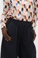 PANTALON PINZAS MARINO MÃE OTOÑO 2026