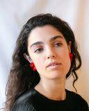 Pendientes “Ama Pola” impresos en 3d color rojo con forma de amapola, Base del pendiente acero quirúrgico, hipoalergénico. estampados originales, accesorios coloridos