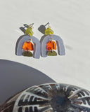 Pendientes Mitumi COVA azul , diseño con colores, colgantes , moda responsable, diseño divertido