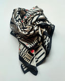 Pañuelo Geometría 70x70 cm de Luján Marcos