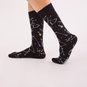 Calcetines Espacial - peSeta, constelaciones de colores con fondo negro. Accesorios unisex sostenibles, Materiales ecológicos moda