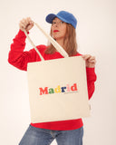 Tote blanco vintage Madrid, algodón orgánico, con estampado Madrid con letras coloridas, auto regalos, estampados textiles, tiendas en Madrid
