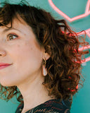 Pendientes naranjas Flames , con forma de fueguito, aro dorado, Moda lentita, diseños divertidos, auto regalos