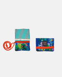 Tarjetero monedero Flores Nuria PET - peSeta, Carteras ecológicas originales, con diseño original de flores y un cordón rojo para llevar, cinta elástica de cierre, Diseño textil en Madrid, moda lentita, moda unisex